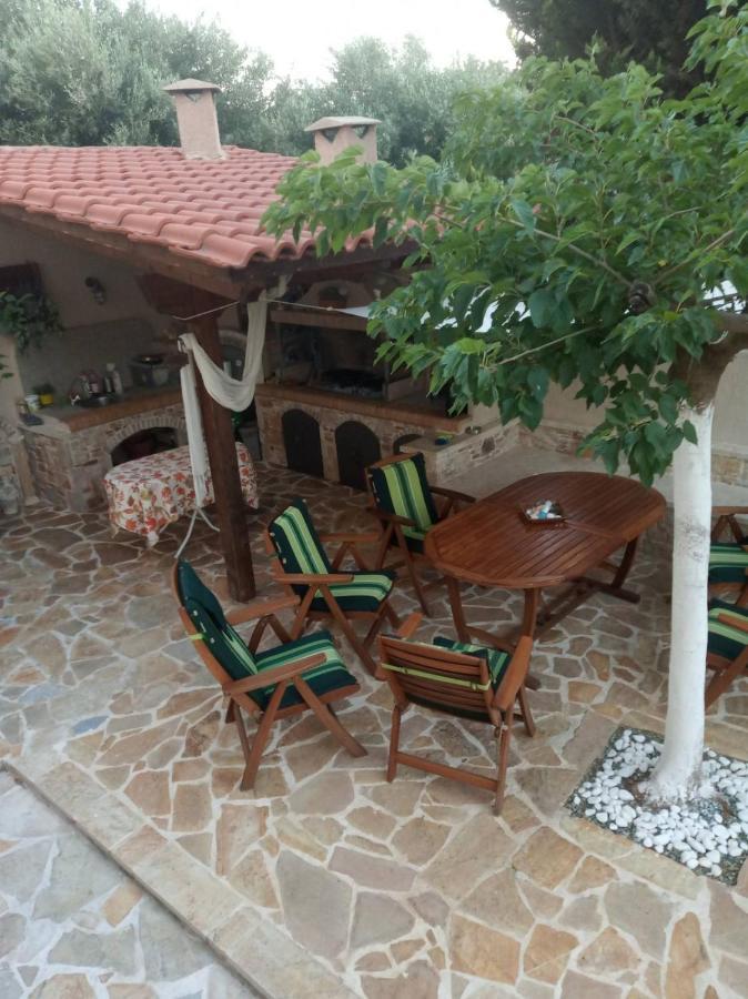 Villa Tsios أرتيميدا المظهر الخارجي الصورة