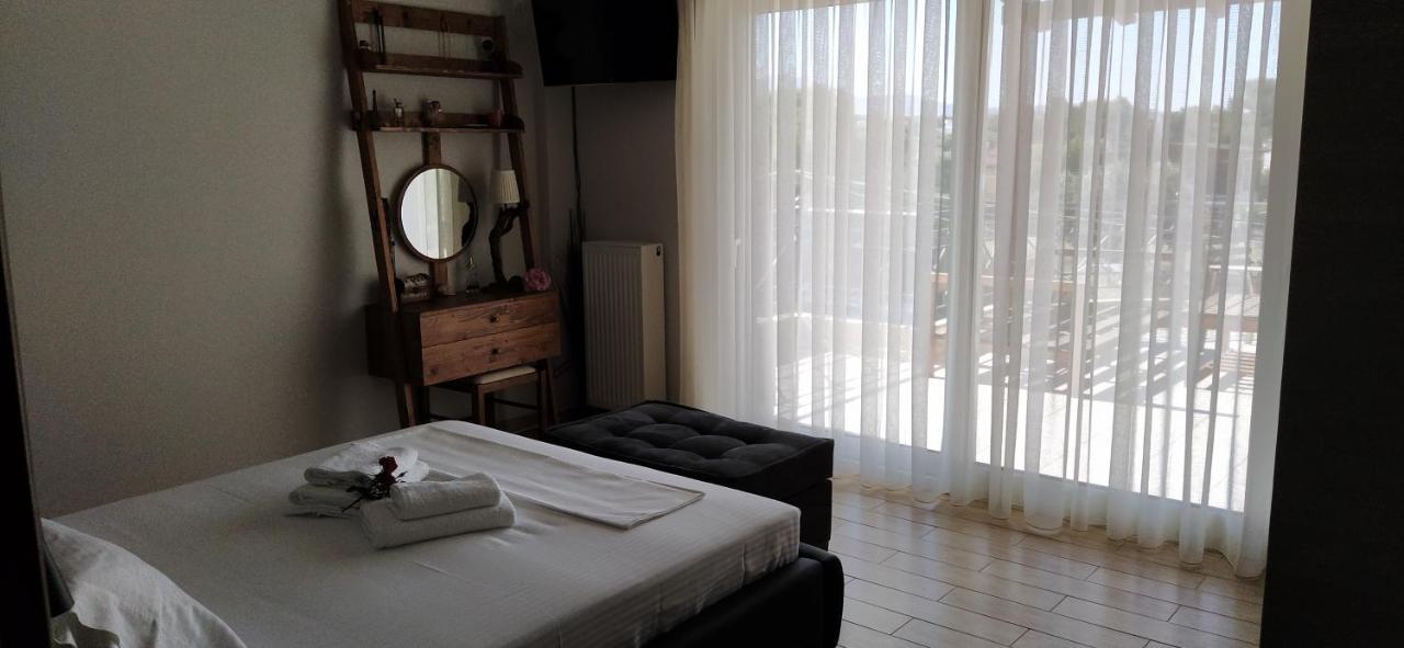 Villa Tsios أرتيميدا المظهر الخارجي الصورة