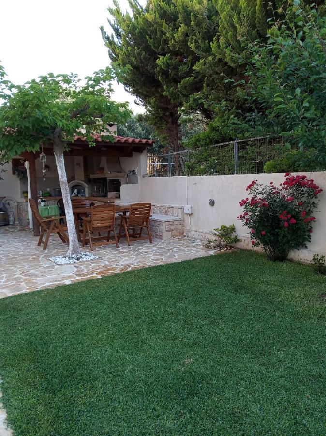 Villa Tsios أرتيميدا المظهر الخارجي الصورة